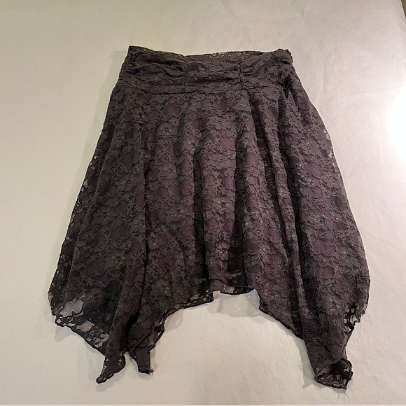 Full Tilt Lace Asymmetrical Hem Mini Skirt. Size Small. - Picture 3 of 5